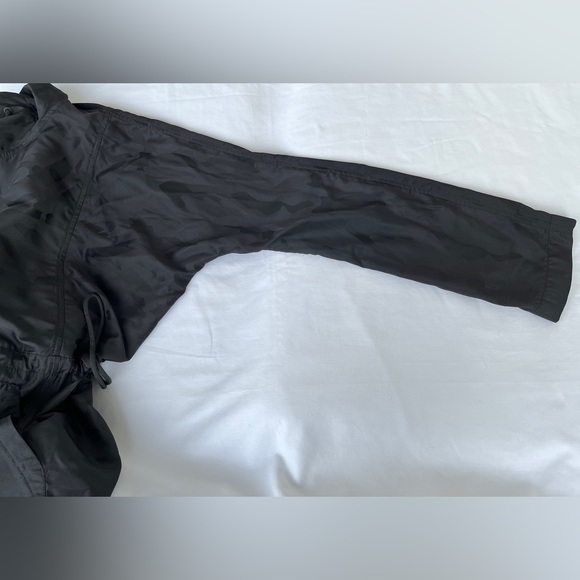 H&M | Lightweight Spring Jacket - Picture 8 of 16